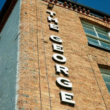 The George Backpackers 2*